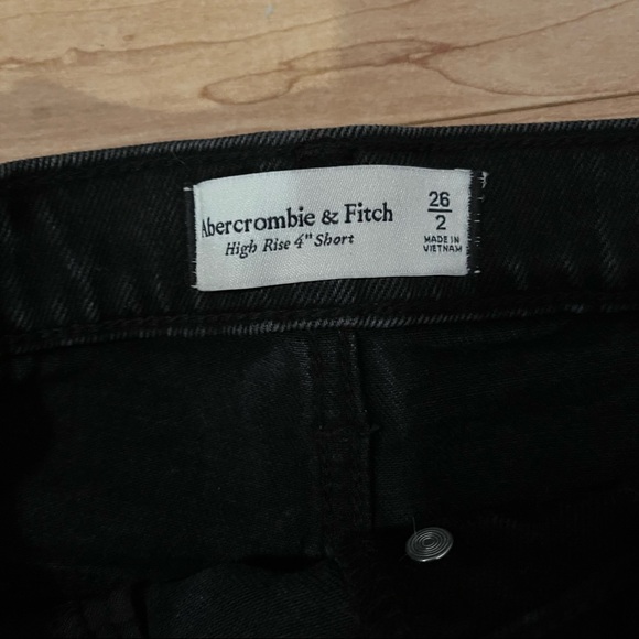Abercrombie shorts - Picture 2 of 3